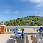 Apartment Drazen *