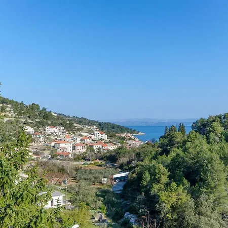 Apartment Drazen Stomorska